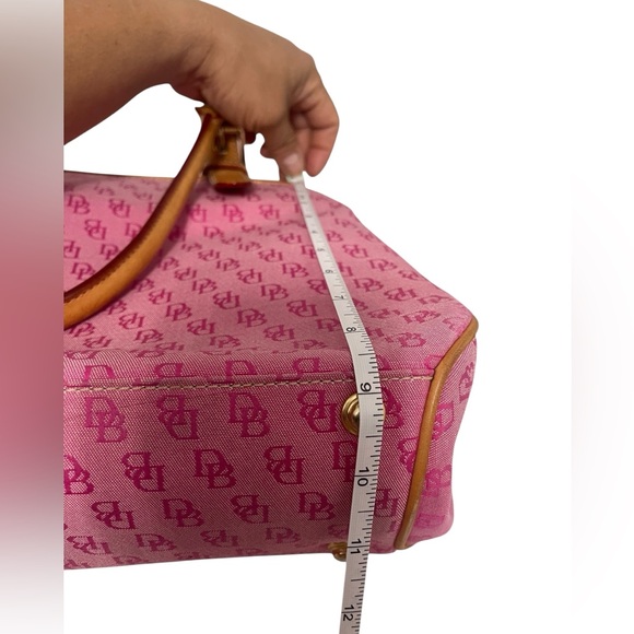 Dooney & Bourke Set DB Logo Canvas Leather w/Pouche and Card Holder Pink (3) - Picture 15 of 16
